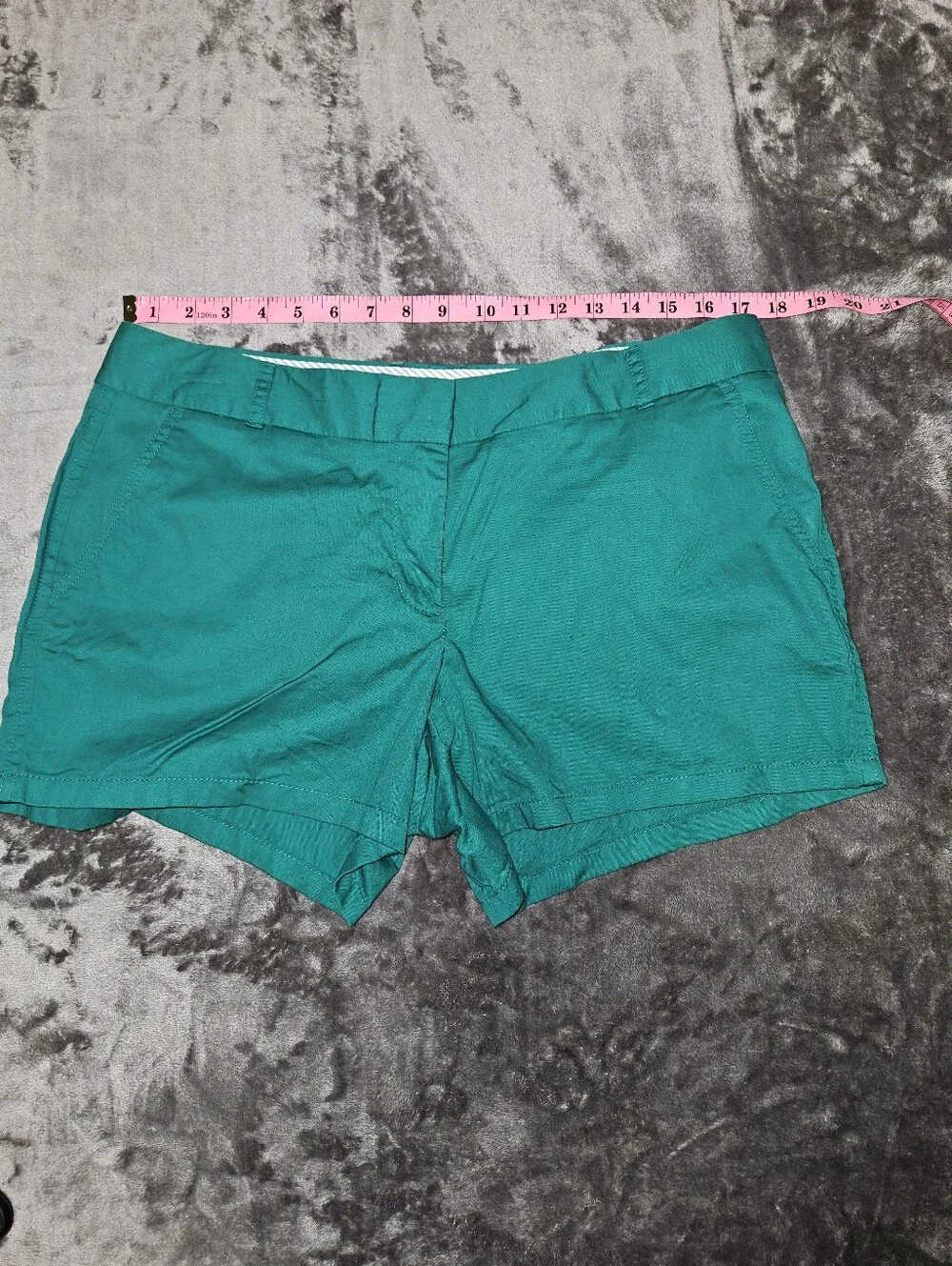 J. Crew Green High-Waist Chino Shorts 100% Cotton Broken In 12 Preppy Classy